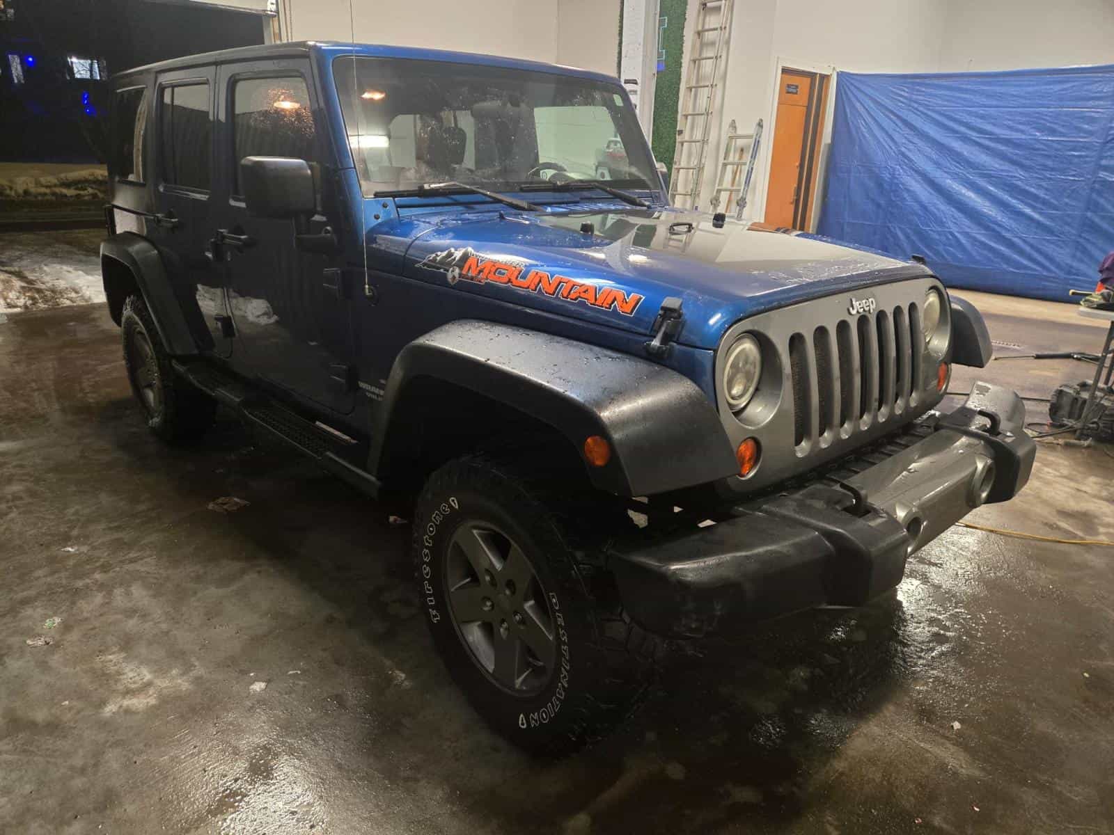 Image 3 Jeep Wrangler Unlimited Sport 2010