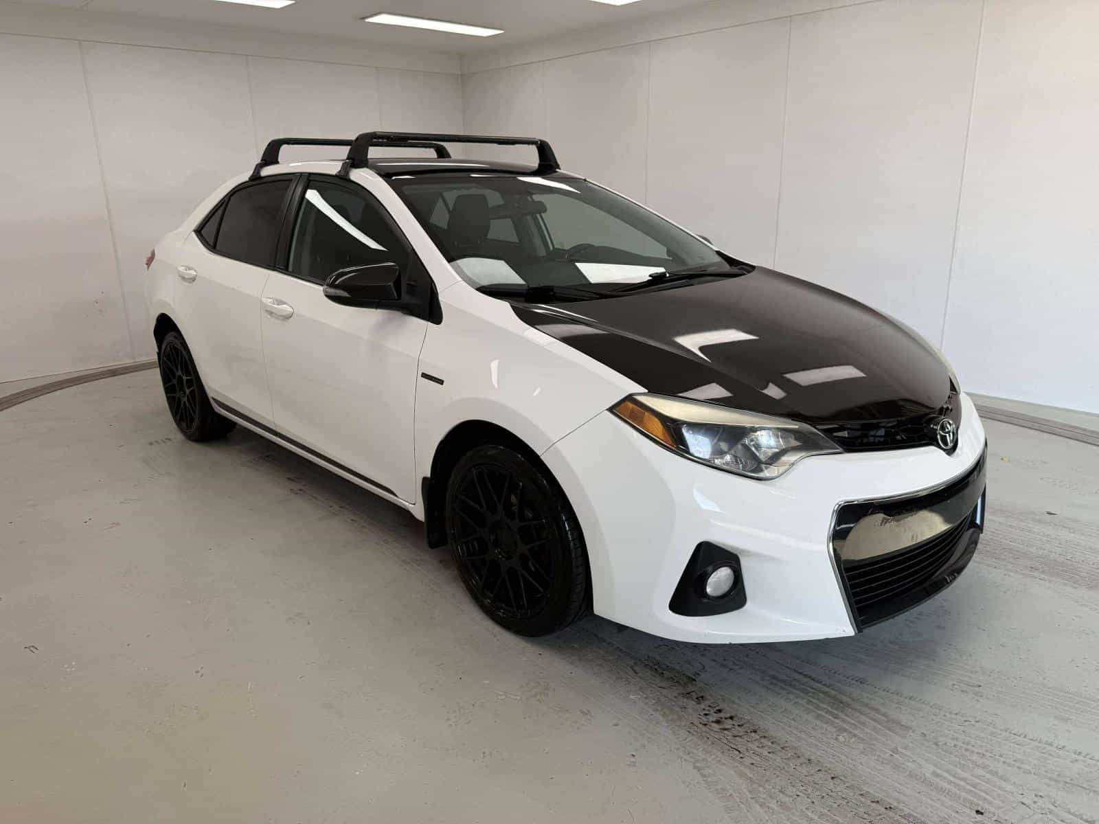 2016 Toyota COROLLA L/LE/S SERIES S - Image 3