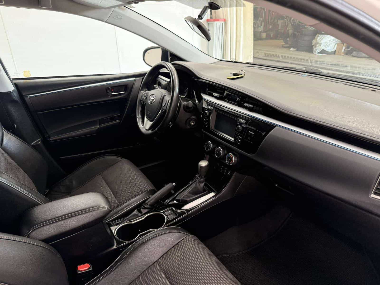 2016 Toyota COROLLA L/LE/S SERIES S - Image 5