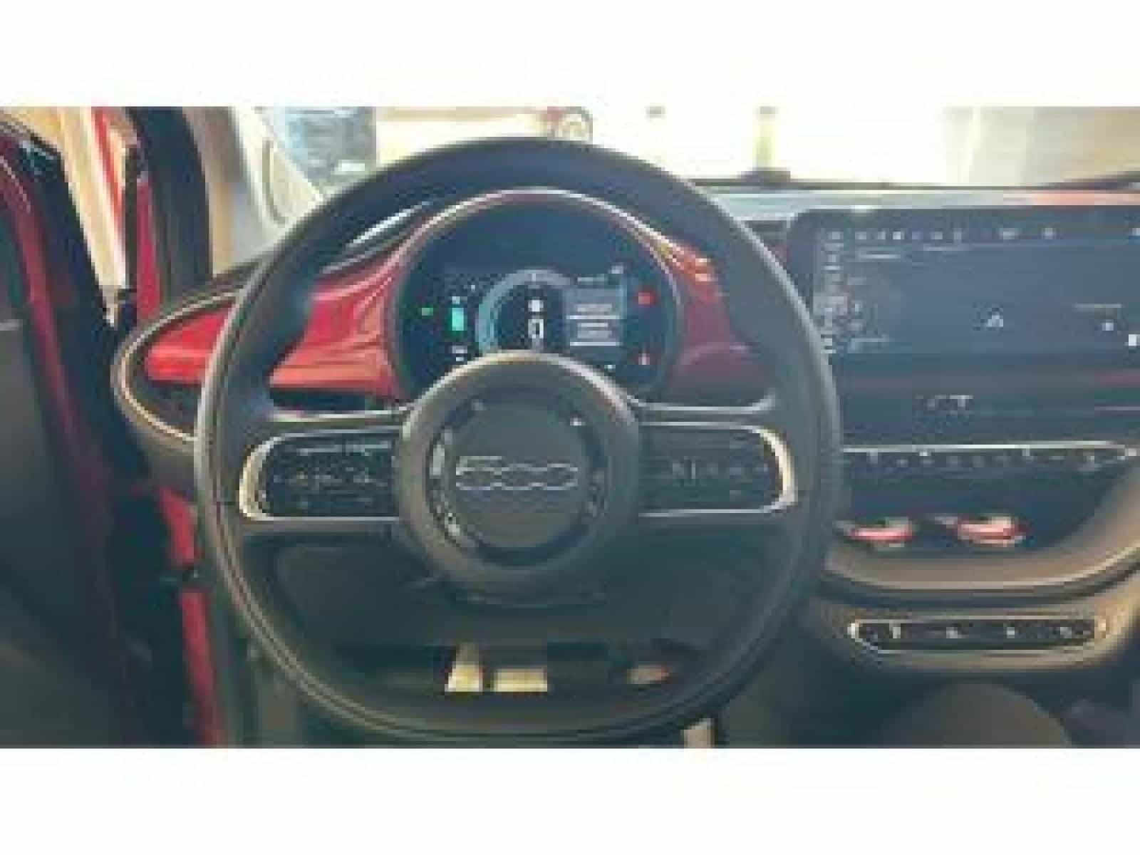 2025 Fiat All-New 500e BEV 500e RED - Image 8