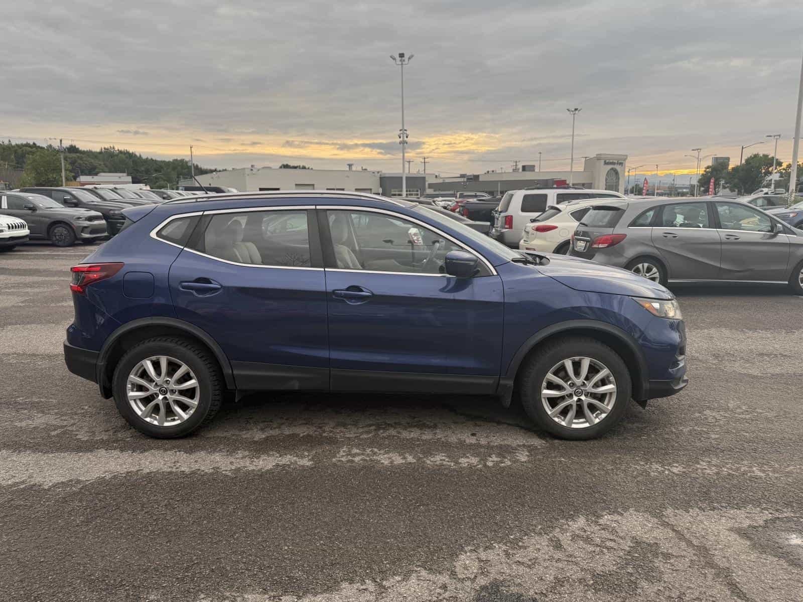 2022 Nissan Qashqai SV - Image 4