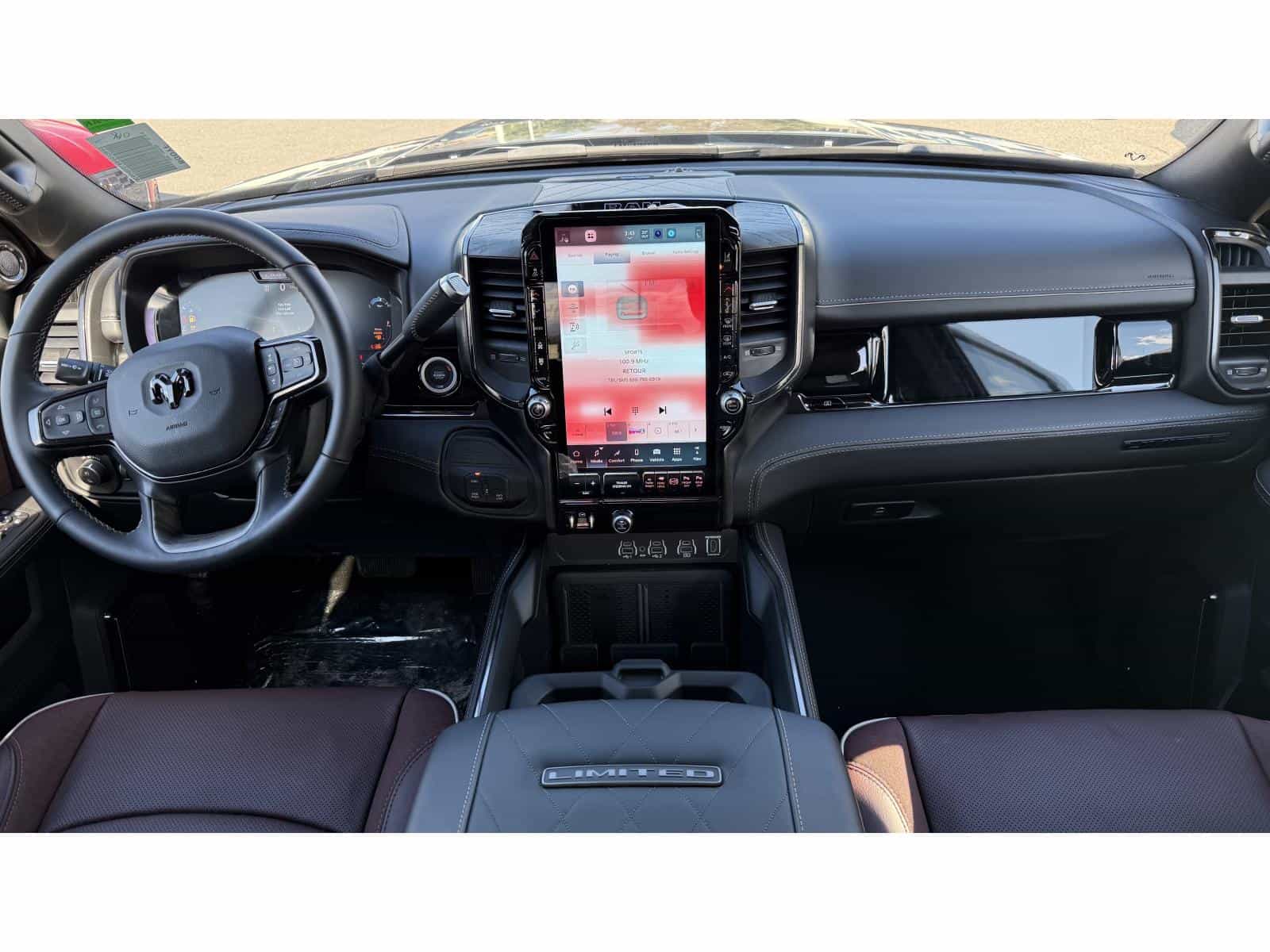 Image 6 RAM 2500 Limited 2025