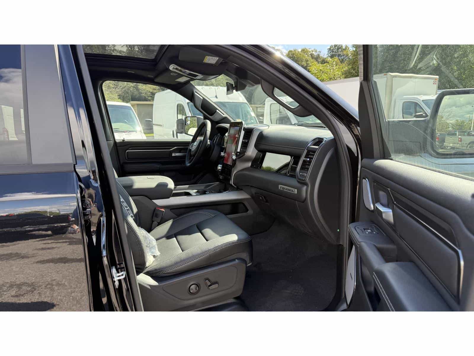 Image 4 RAM 1500 Rebel 2026