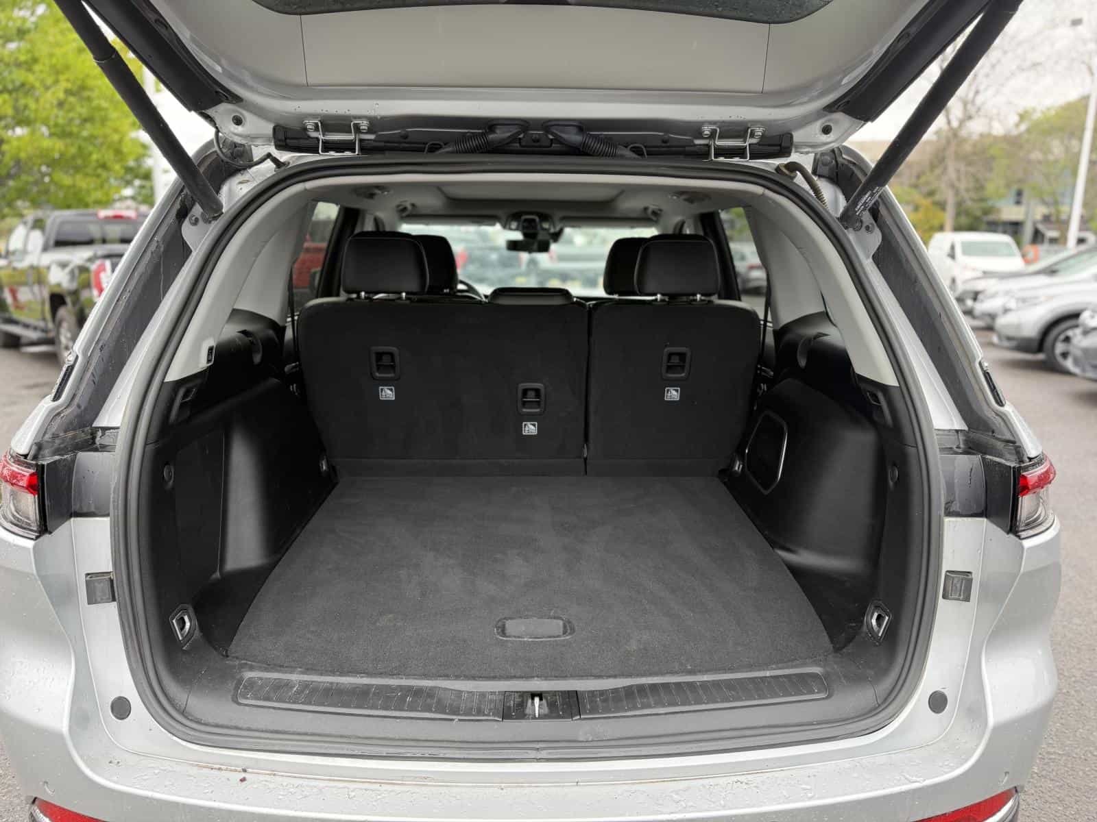 2023 Jeep Grand Cherokee Limited 4Xe Base 4XE - Image 10