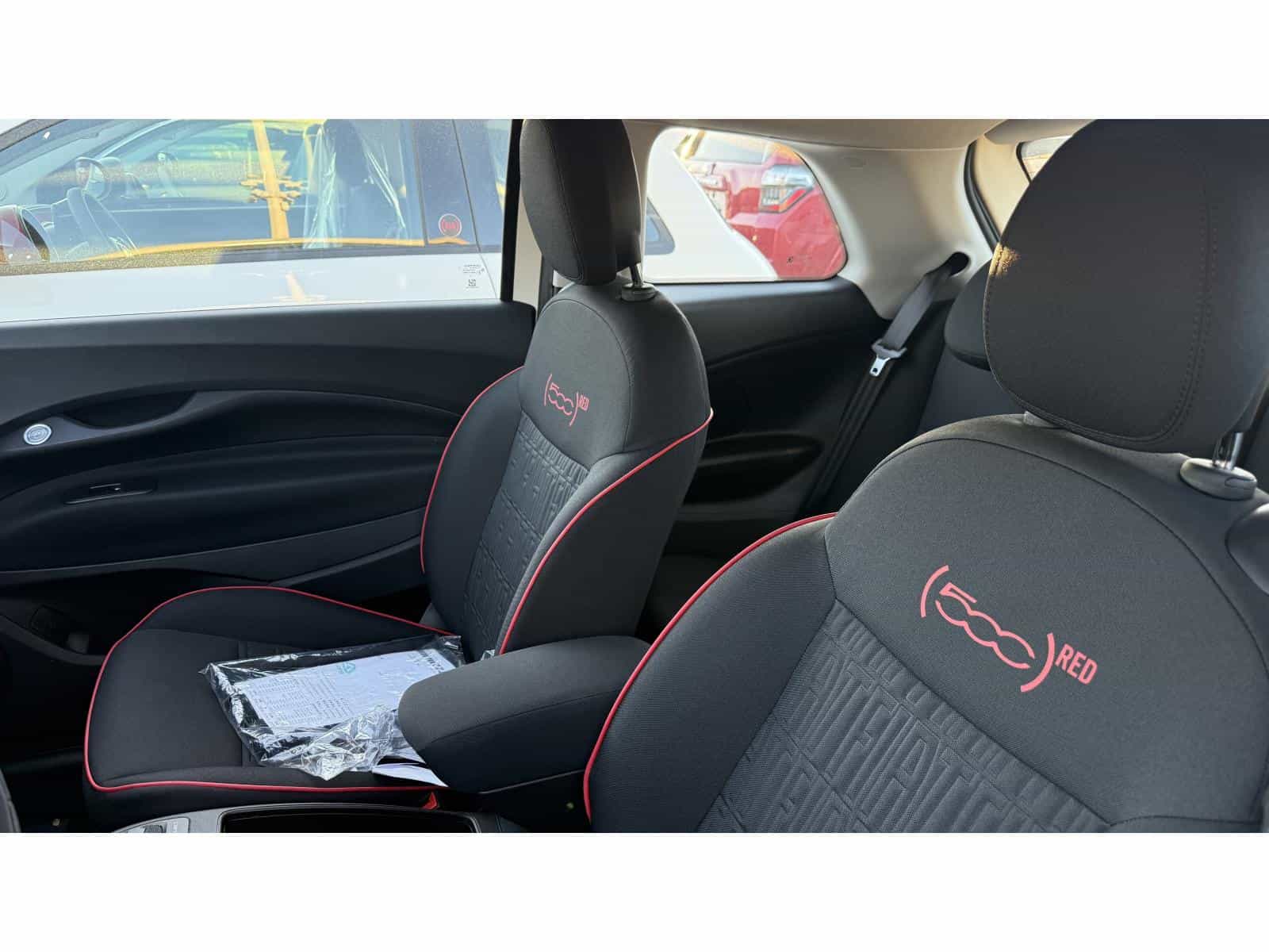 2025 Fiat 500E 500e RED - Image 8