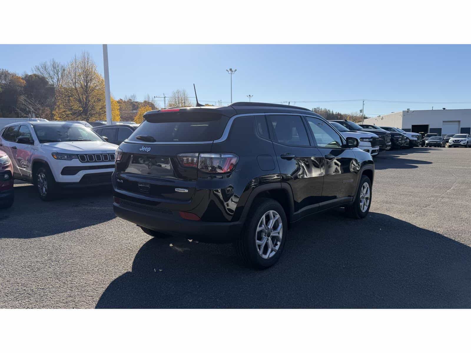 Image 4 Jeep Compass North 2026