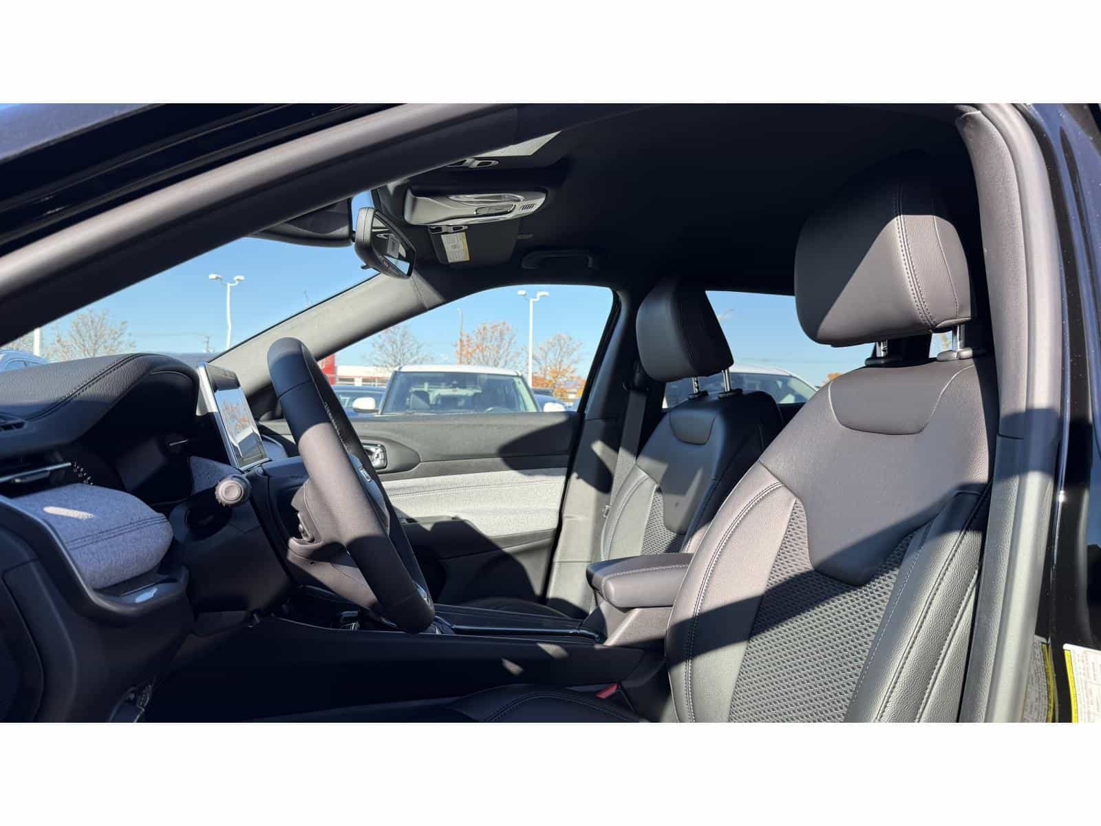 Image 10 Jeep Compass North 2026