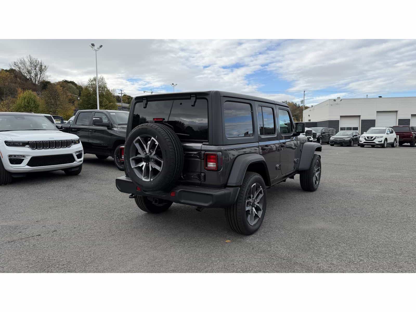 Image 4 Jeep Wrangler 4XE 4-Door Sport S 2025