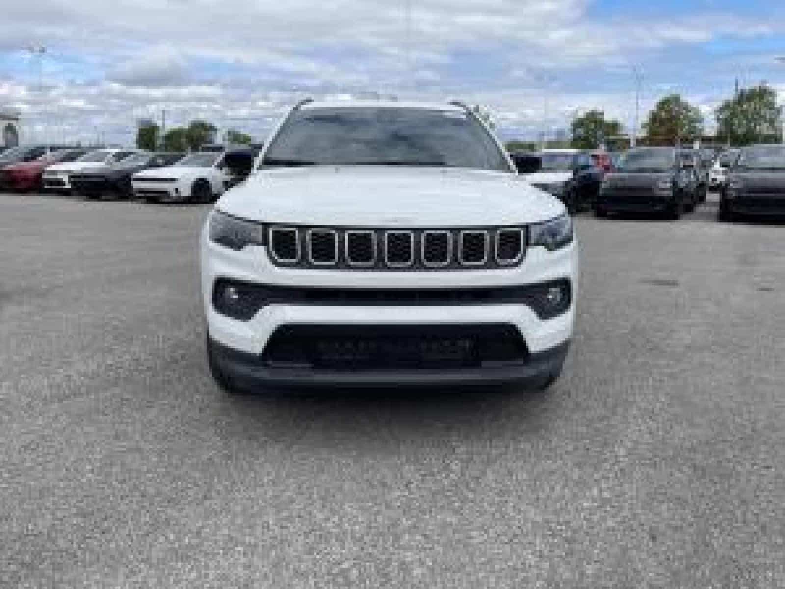 Image 4 Jeep Compass North 2026