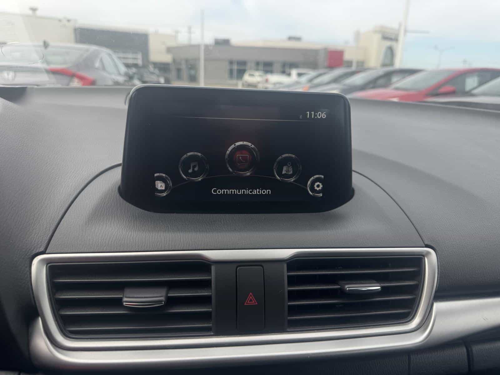 Image 11 Mazda MAZDA3 SPORT Sport GX 2018