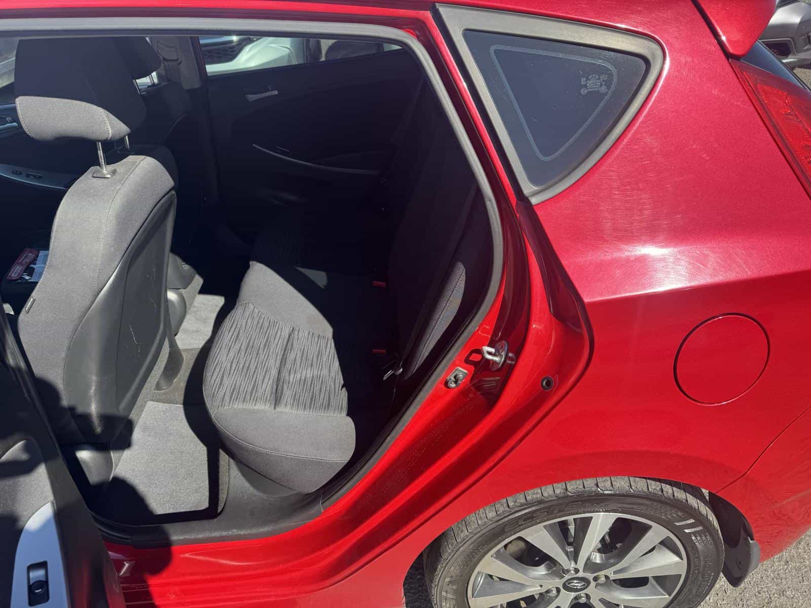 2017 Hyundai ACCENT SE SE - Image 6