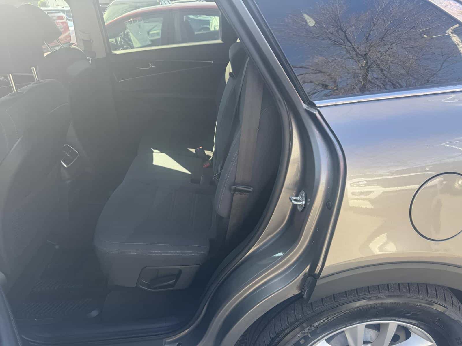 2018 Kia SORENTO LX/L LX V6 - Image 8