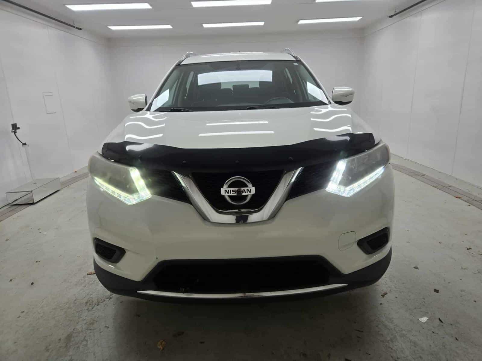 2014 Nissan ROGUE S/SL/SV S - Image 2
