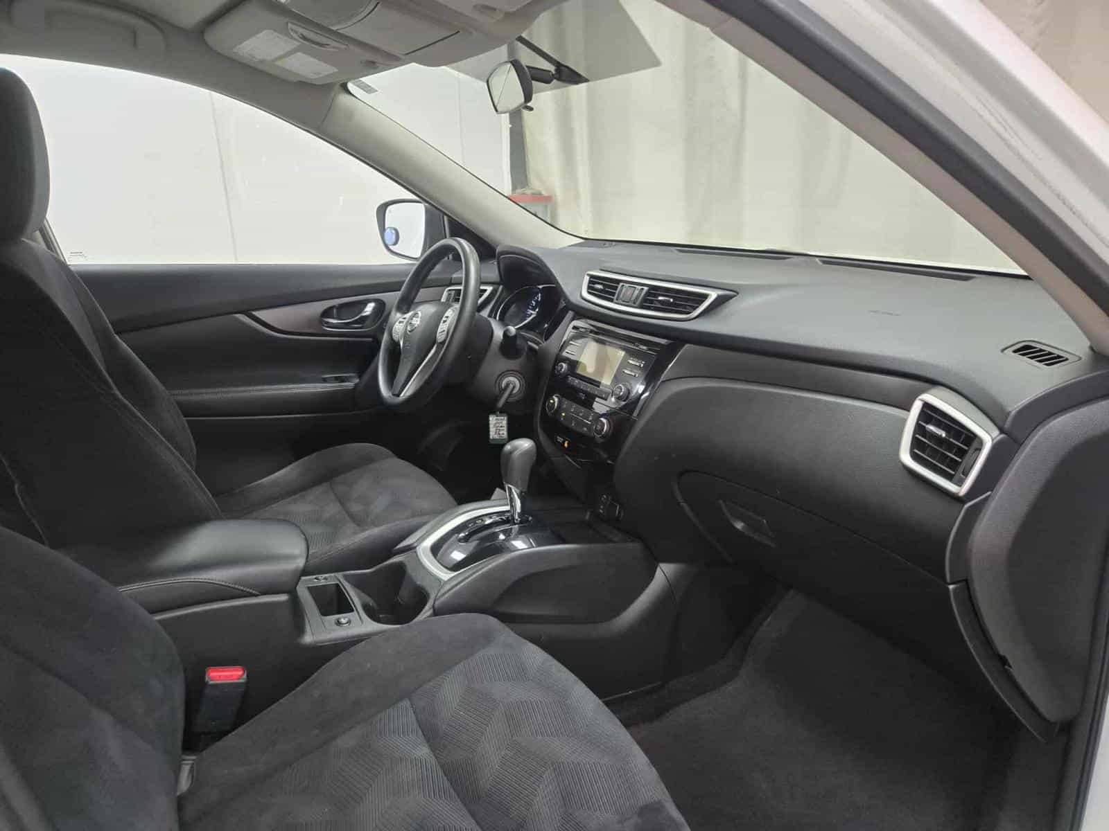 2014 Nissan ROGUE S/SL/SV S - Image 11