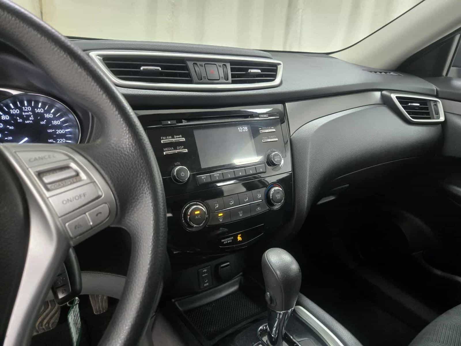 2014 Nissan ROGUE S/SL/SV S - Image 15