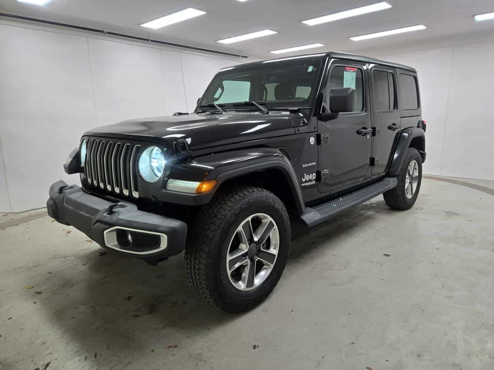 2020 Jeep WRANGLER UNLIMITED SAHARA Unlimited Sahara - Image 1