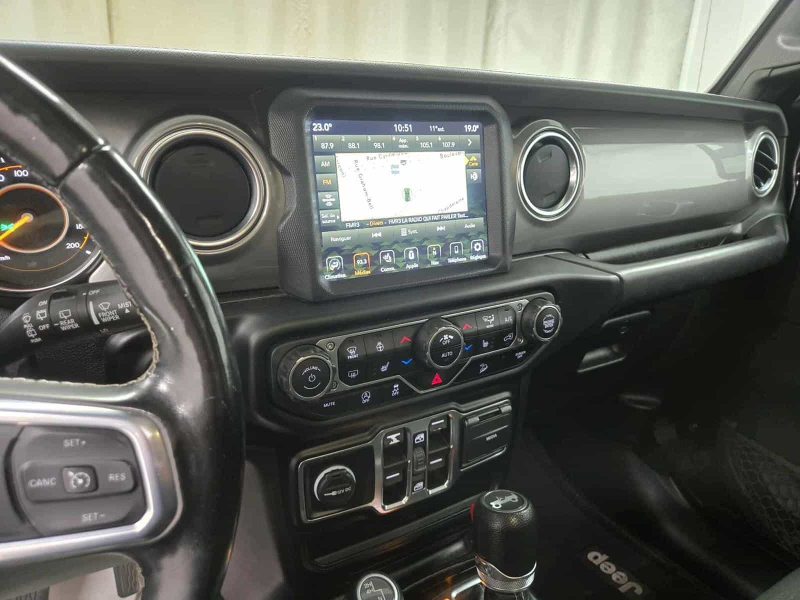 2020 Jeep WRANGLER UNLIMITED SAHARA Unlimited Sahara - Image 14