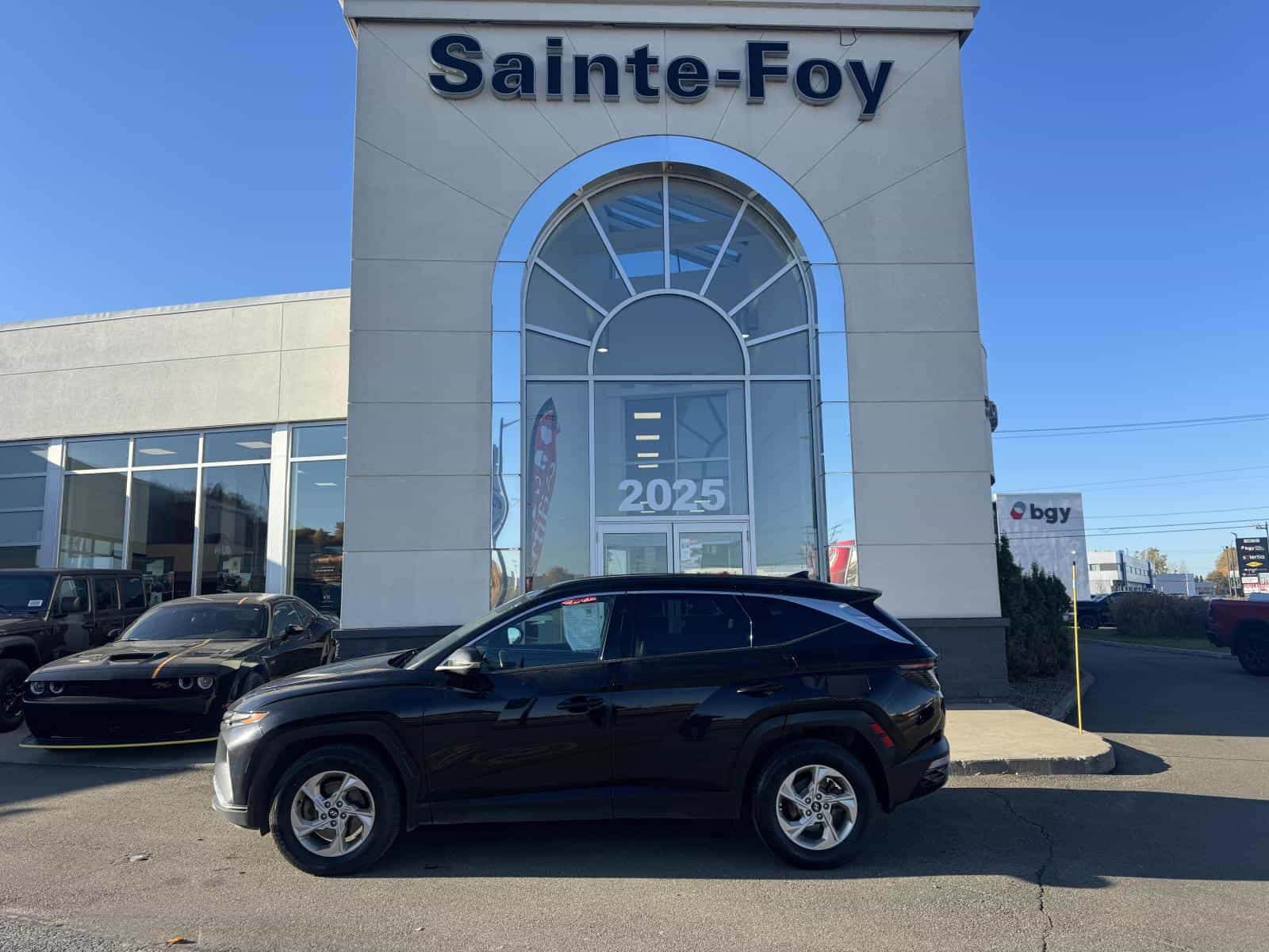 Image 2 Hyundai Tucson Sel Preferred 2022