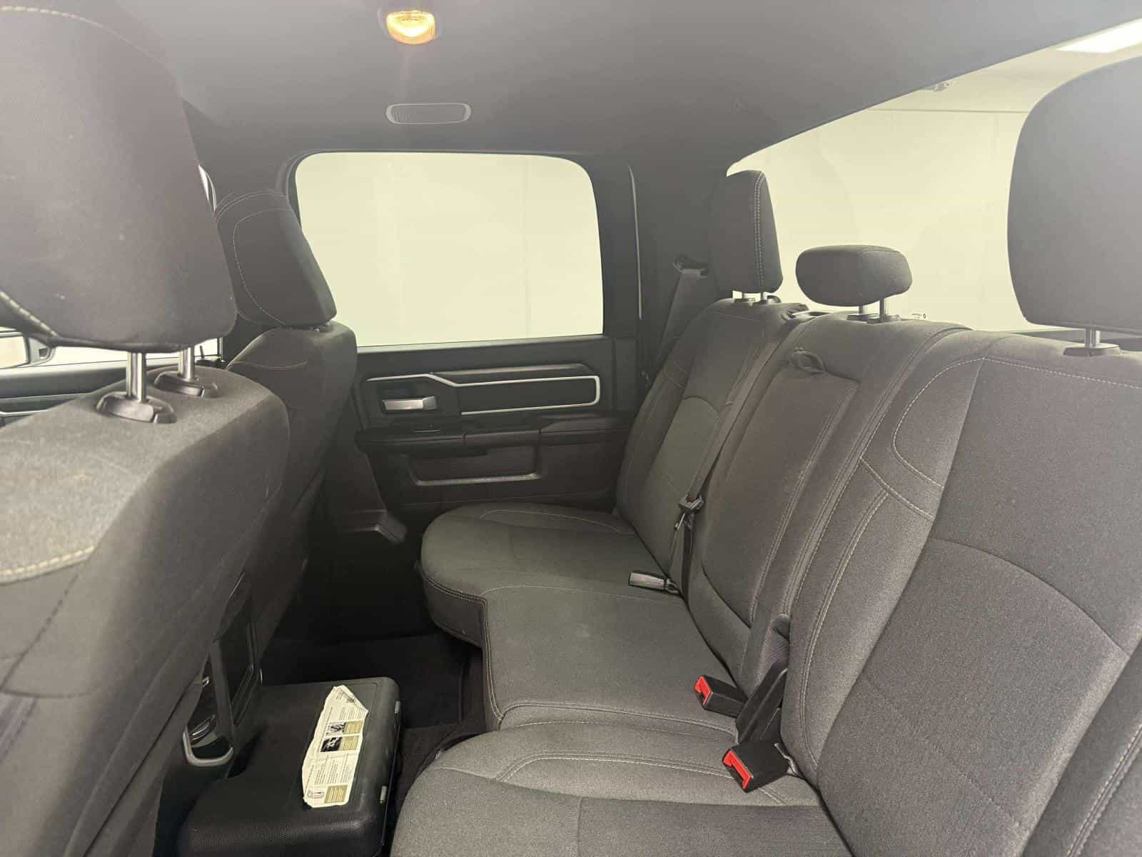 2024 RAM 3500 Big Horn - Image 10