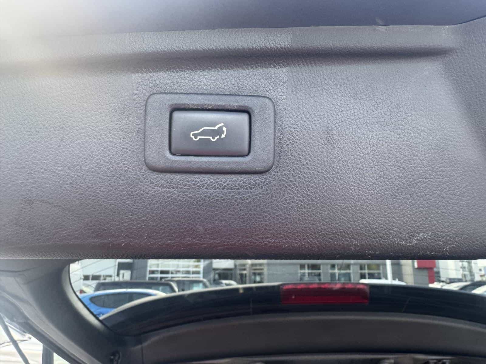 2016 Subaru Outback 3.6R Premium 3.6R Touring - Image 7