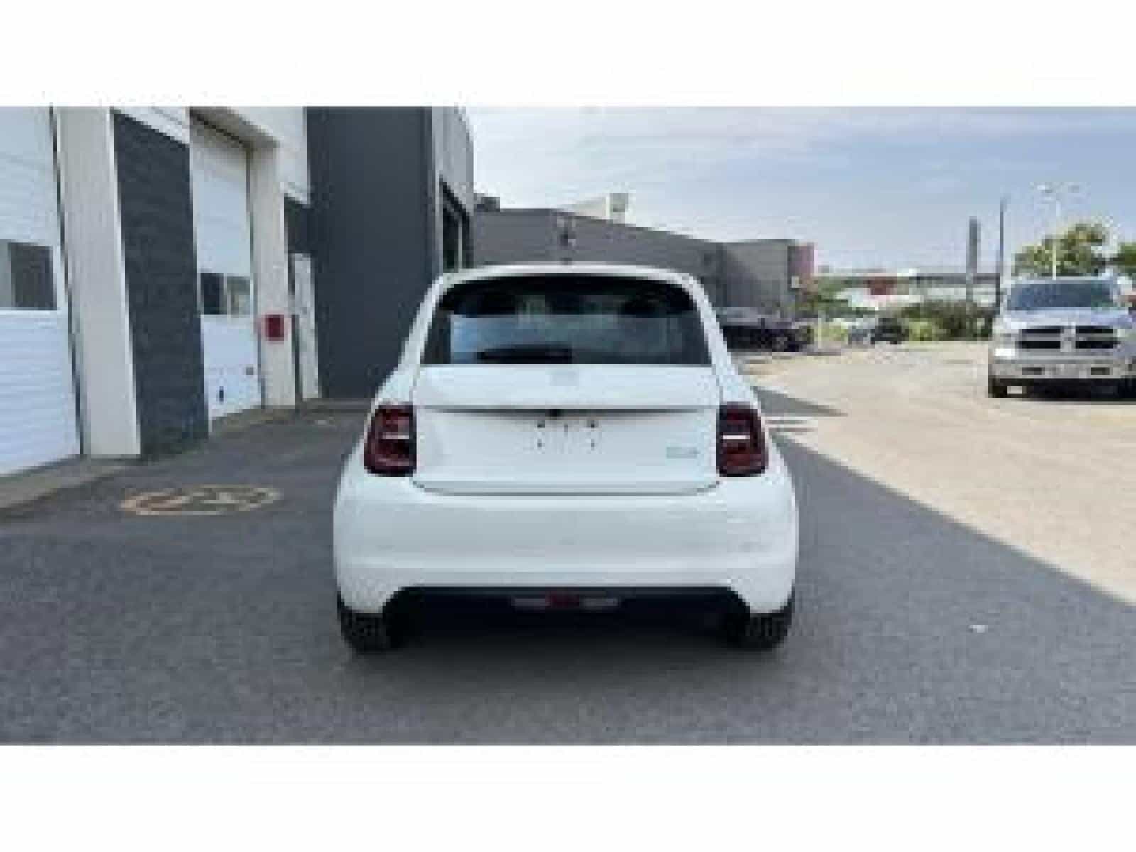 2025 Fiat All-New 500e BEV 500e RED - Image 3