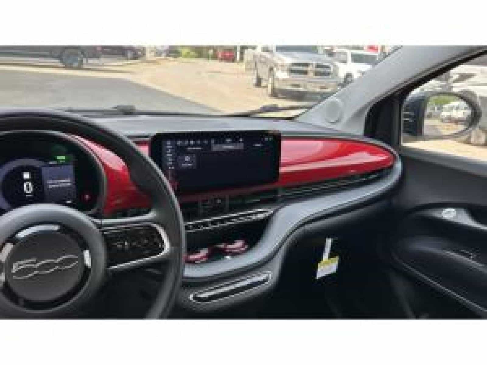 2025 Fiat All-New 500e BEV 500e RED - Image 8