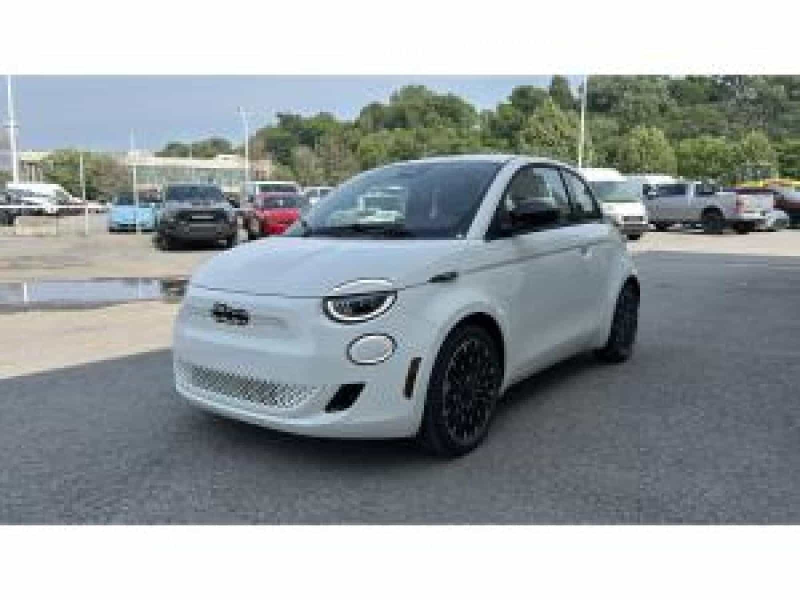 2025 Fiat All-New 500e BEV 500e RED - Image 1