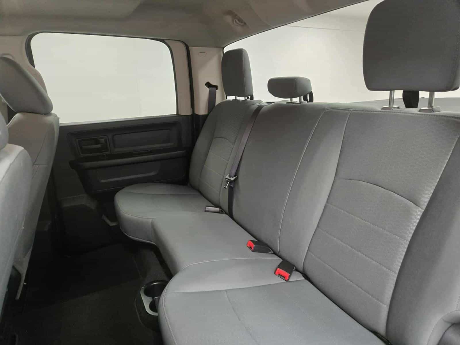 2017 RAM 1500 ST SXT - Image 9