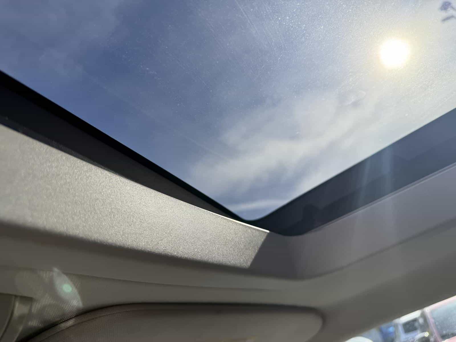 2014 Chrysler Town & Country Touring L Touring - Image 15