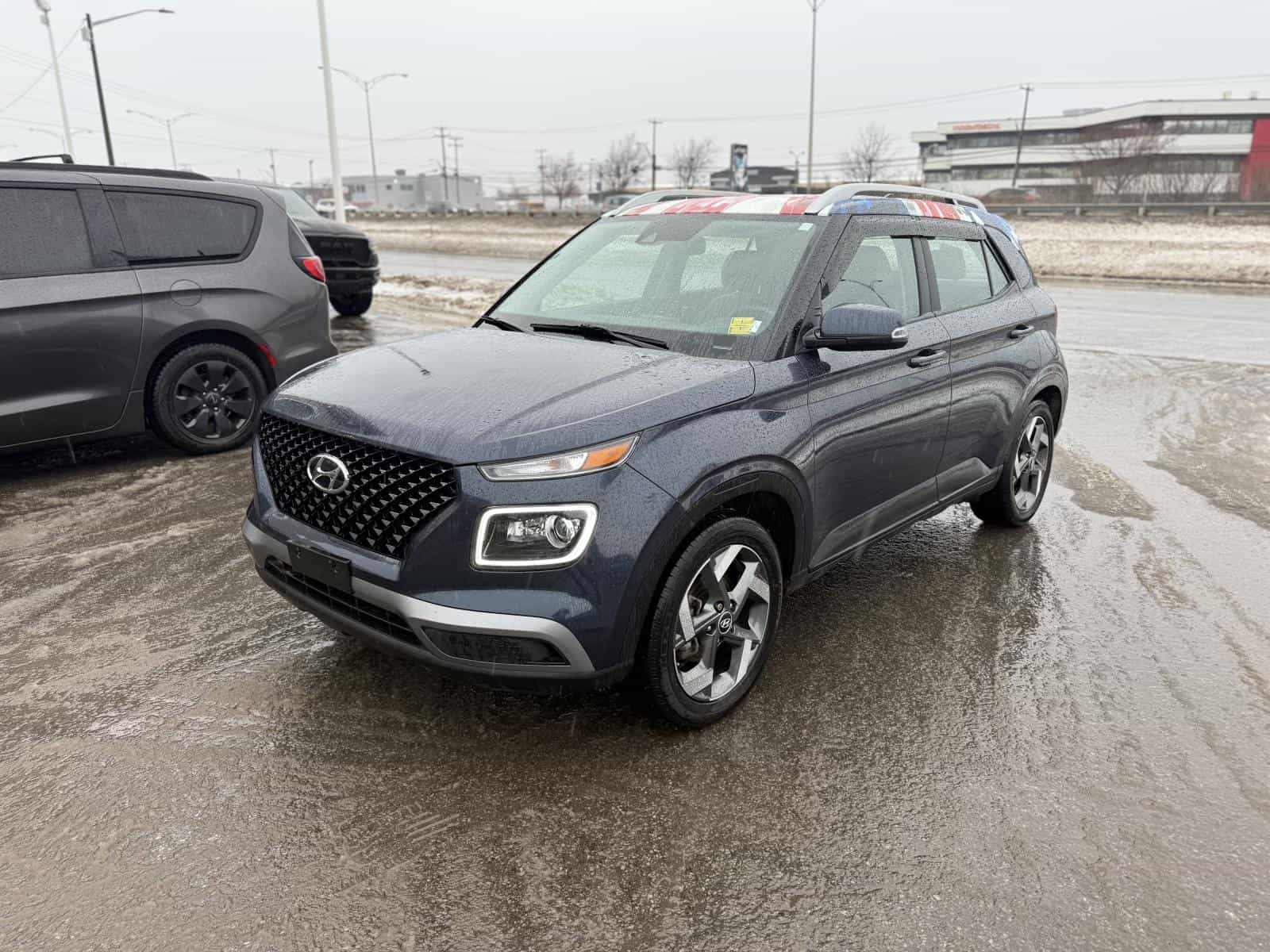 2021 Hyundai Venue Ultimate Ultimate - Image 1