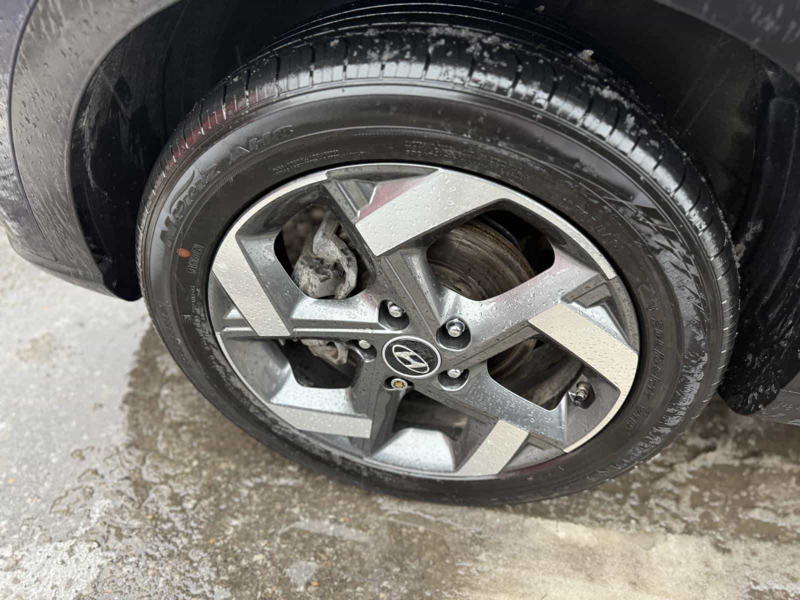 2021 Hyundai Venue Ultimate Ultimate - Image 16