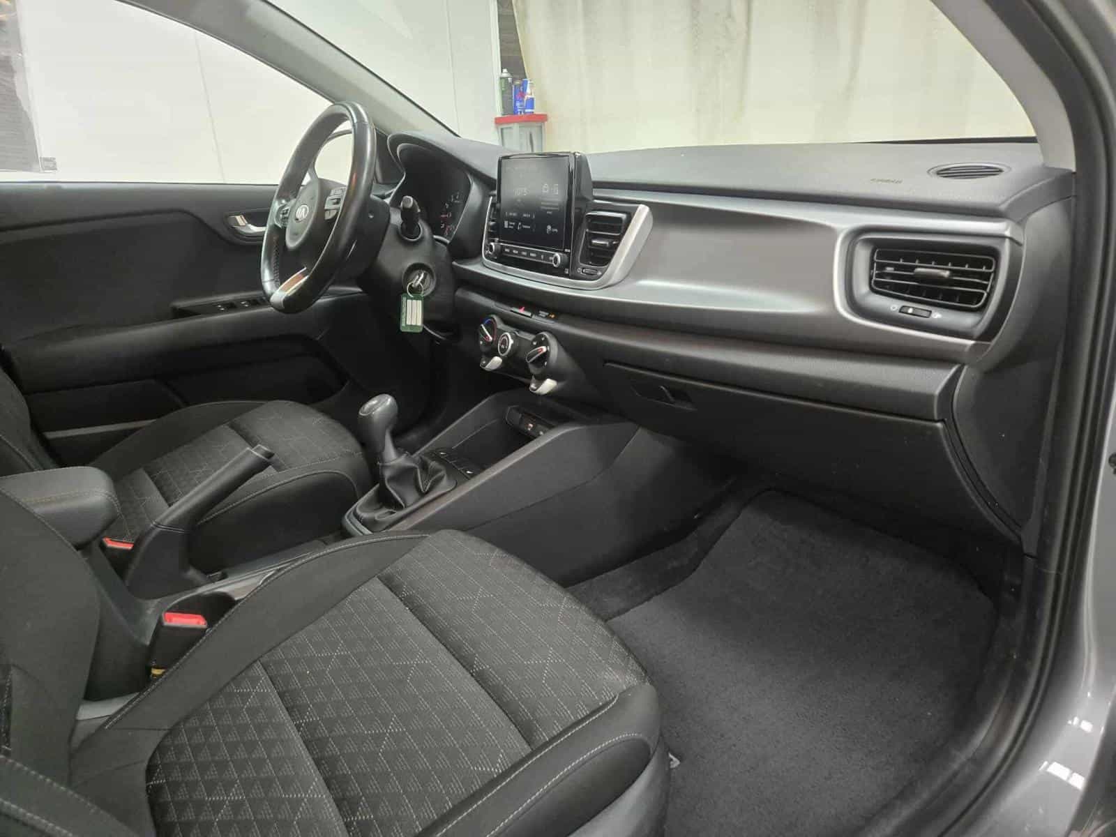 2021 Kia Rio Lx+ 5-door - Image 11