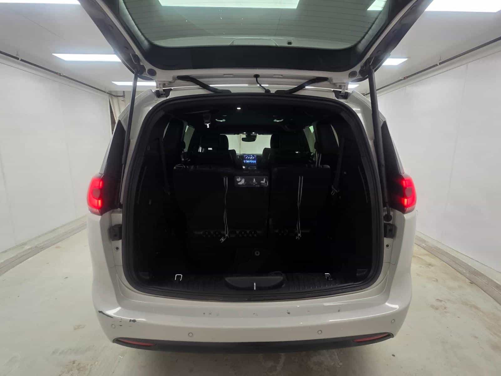 Image 10 Chrysler Pacifica Hybrid Touring 2021