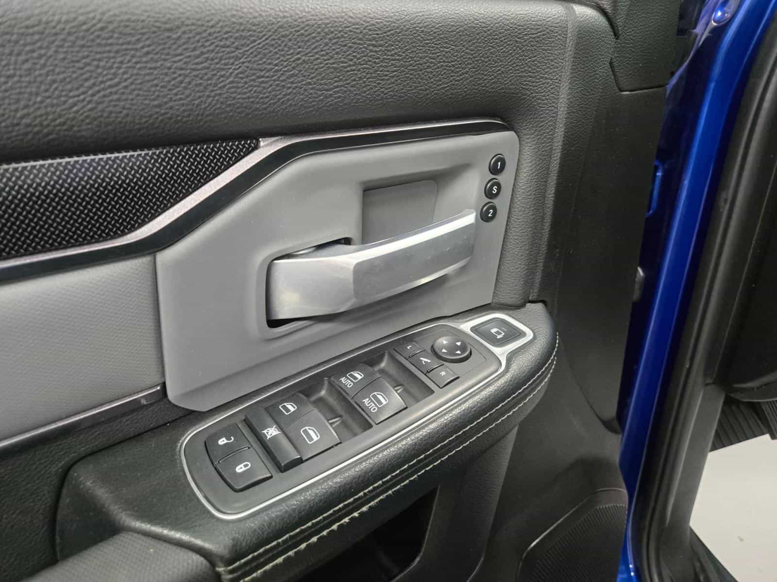 2019 RAM 2500 Power Wagon - Image 15