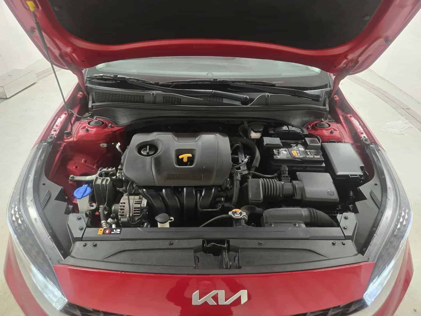 2022 Kia FORTE EX GT-Line - Image 3