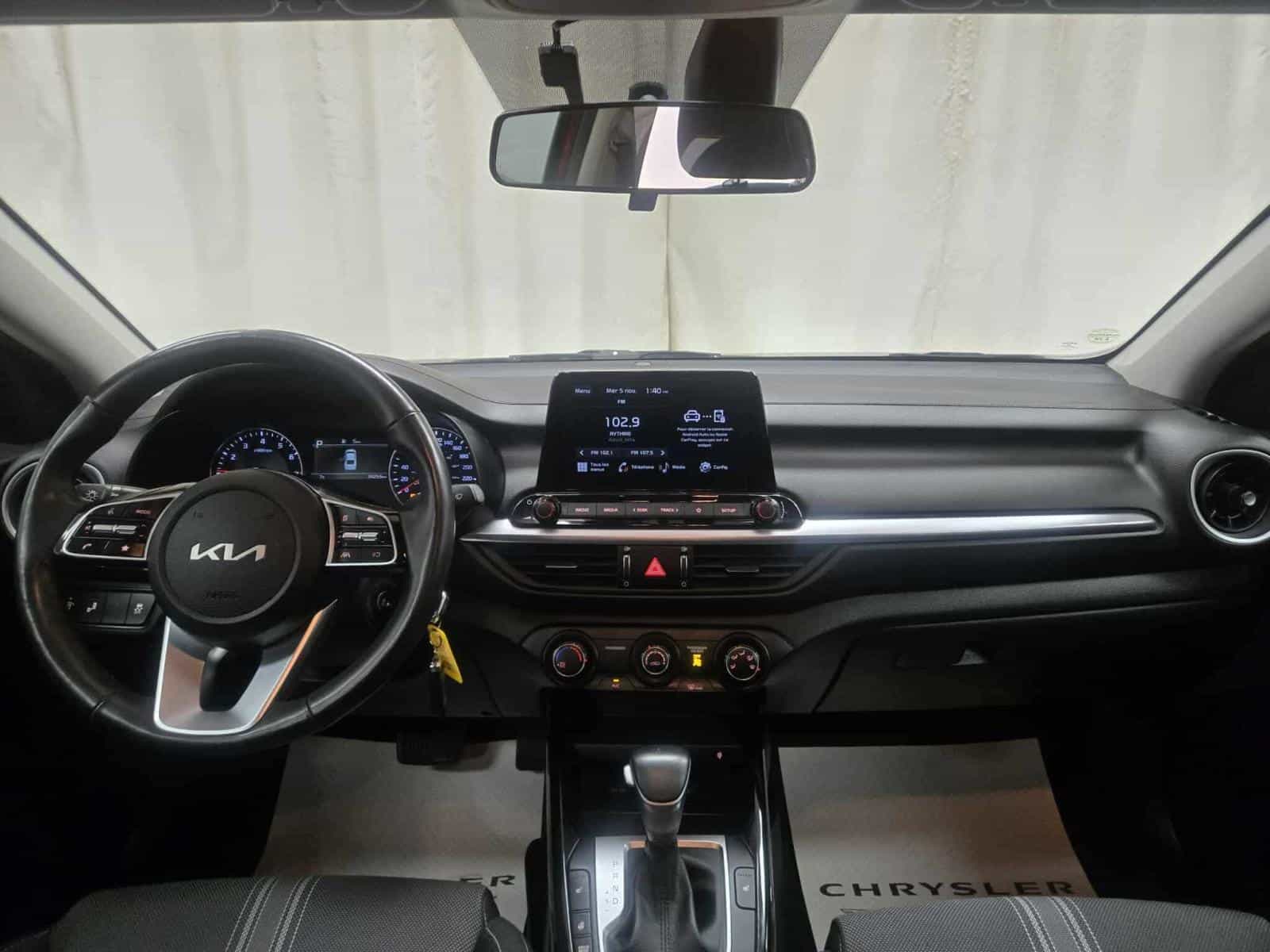 2022 Kia FORTE EX GT-Line - Image 10