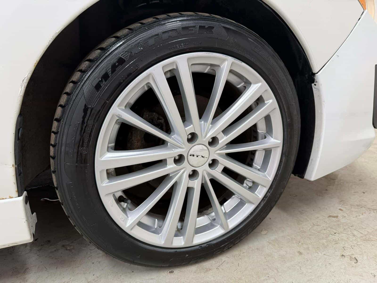 2012 Subaru Impreza Premium Touring - Image 7