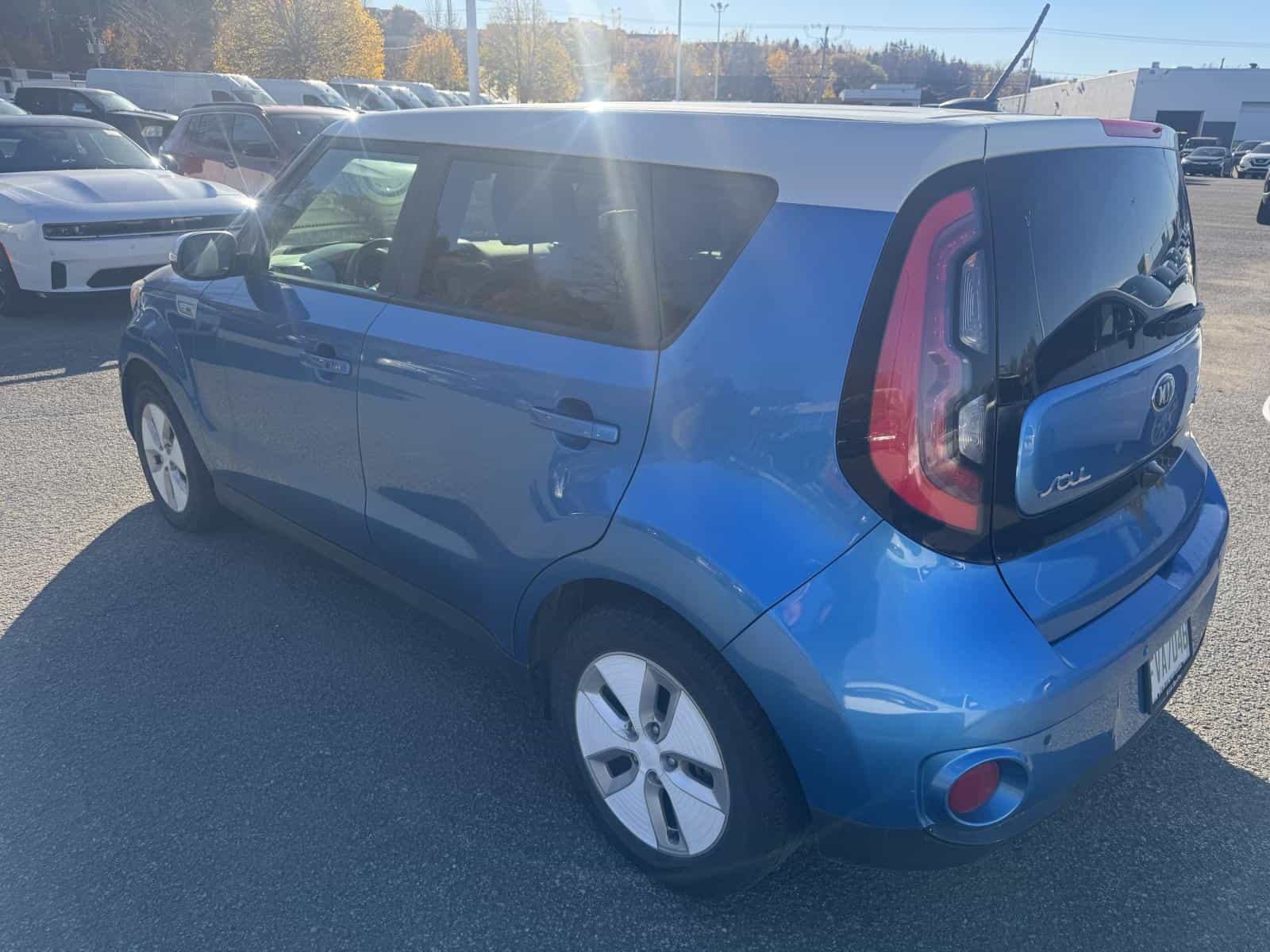 2016 Kia Soul Ev + EV Luxury - Image 3