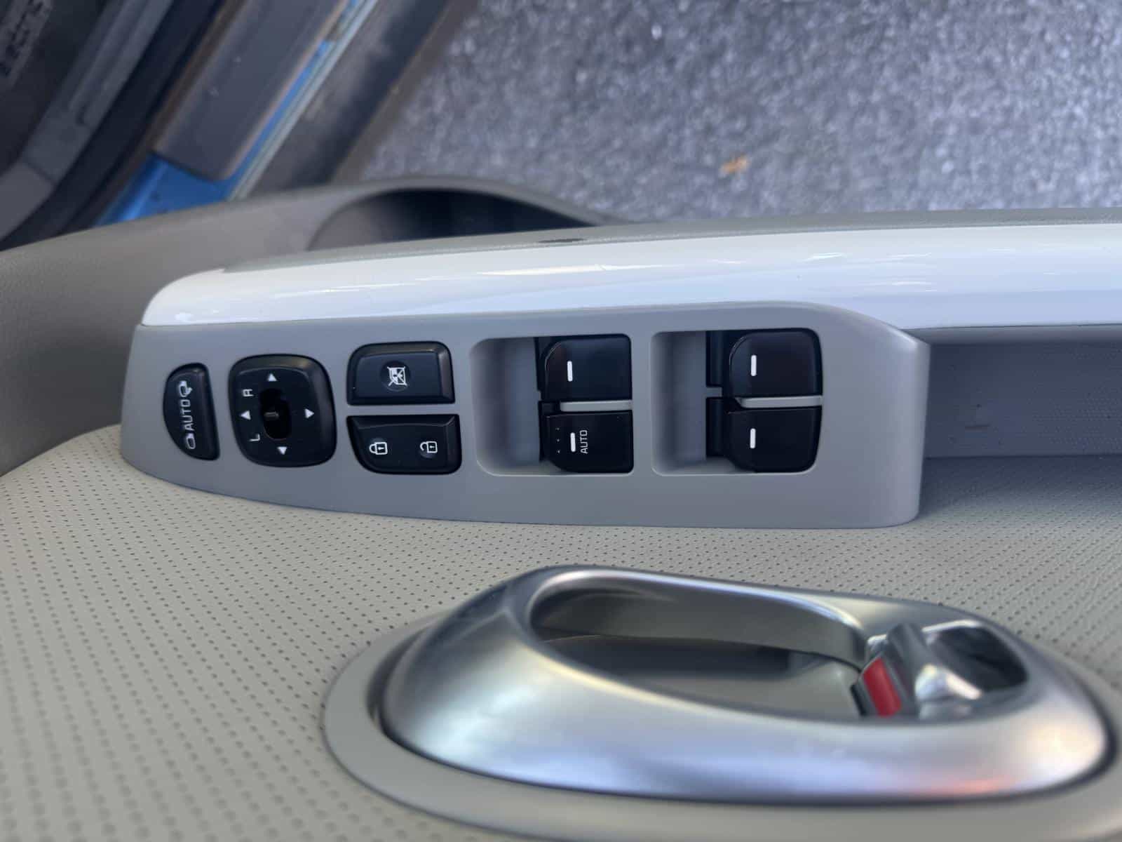 2016 Kia Soul Ev + EV Luxury - Image 9