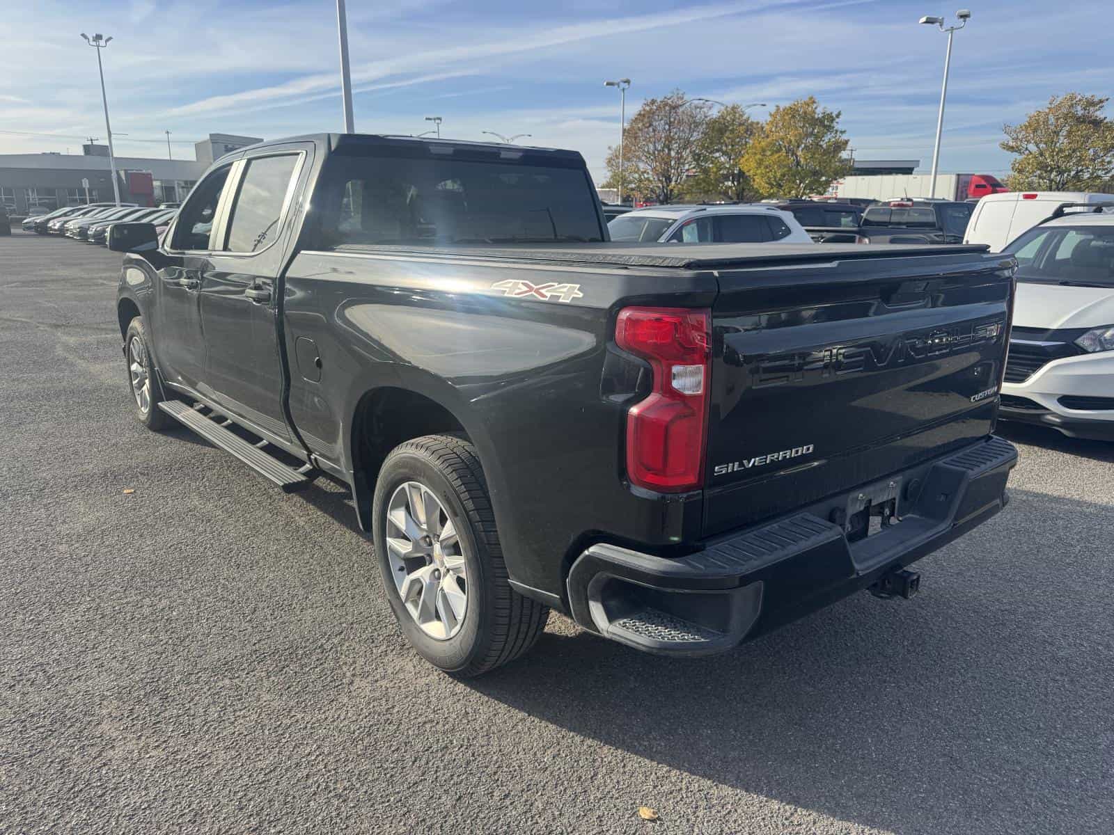 Image 2 Chevrolet Silverado K1500 Custom Custom 2020