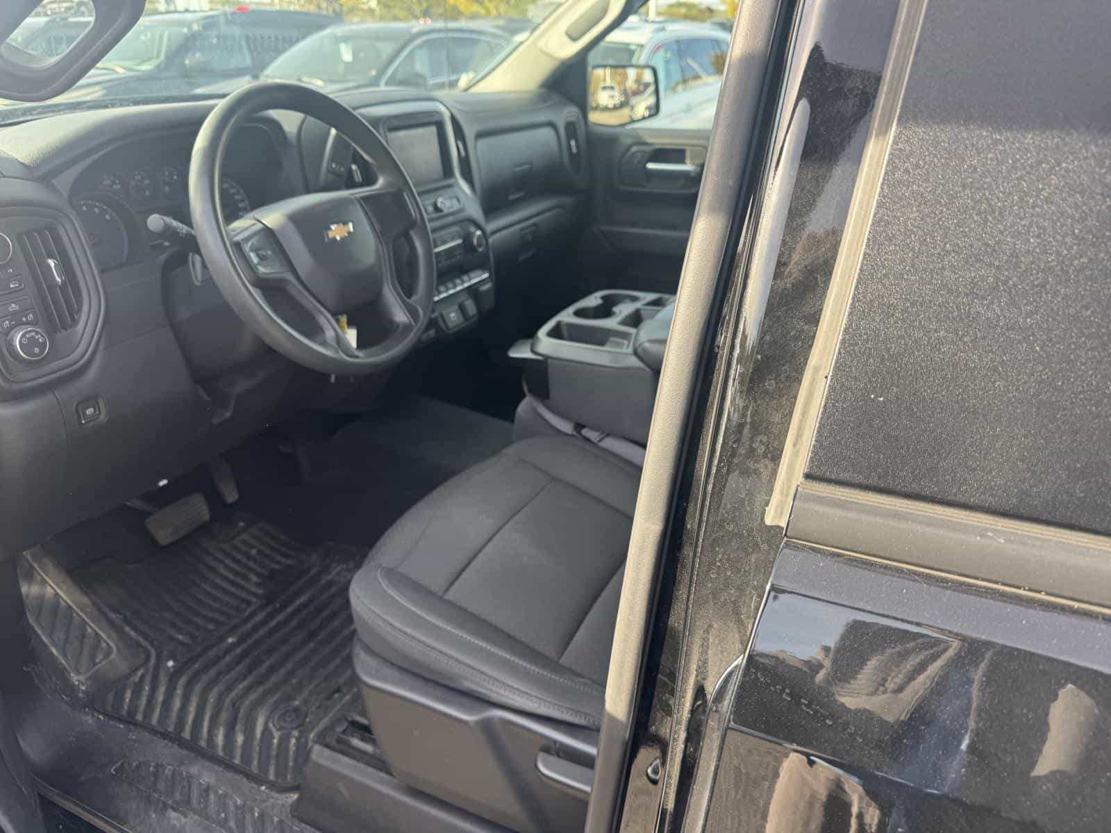 Image 6 Chevrolet Silverado K1500 Custom Custom 2020