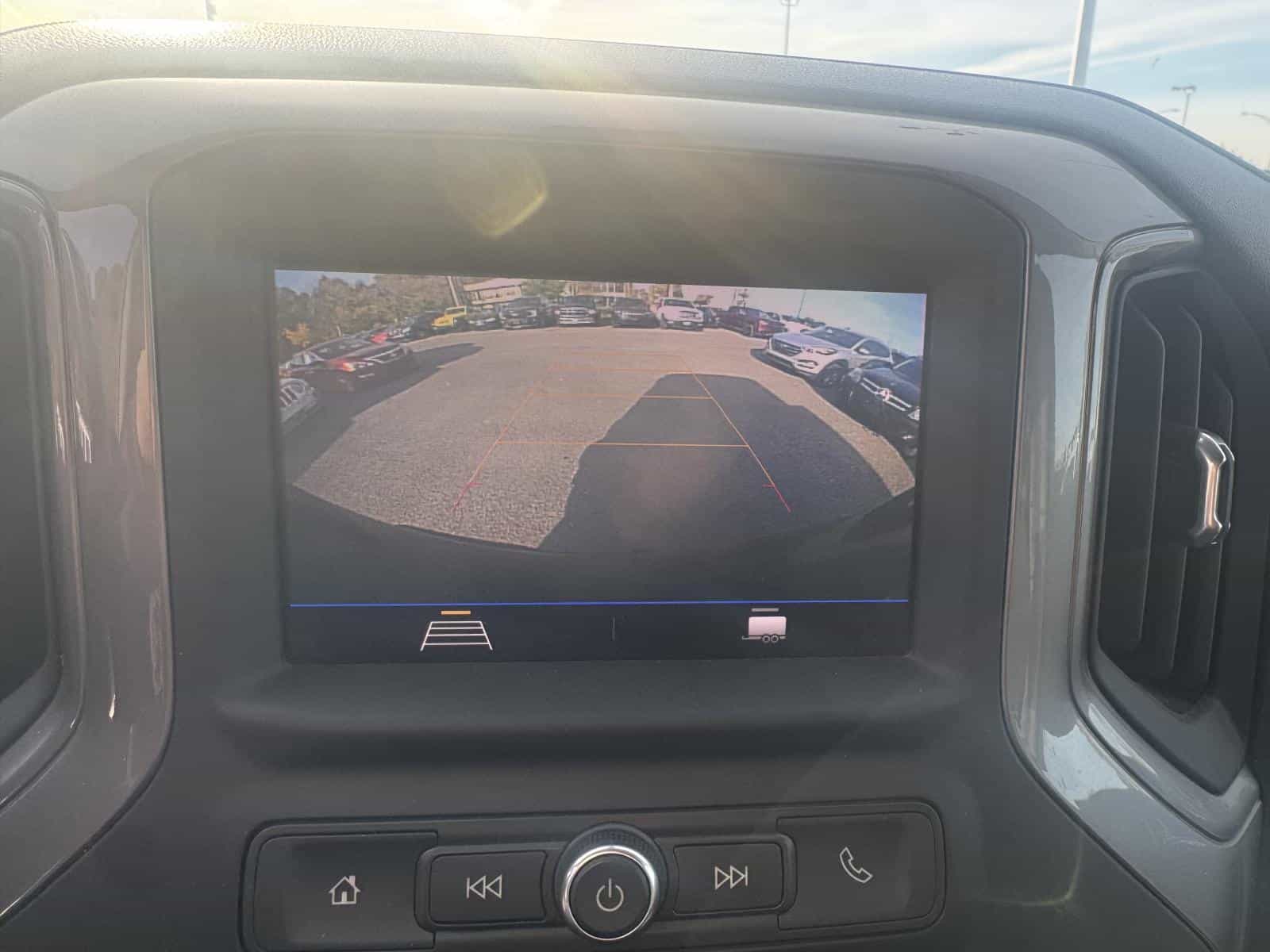 2020 Chevrolet Silverado K1500 Custom Custom - Image 12