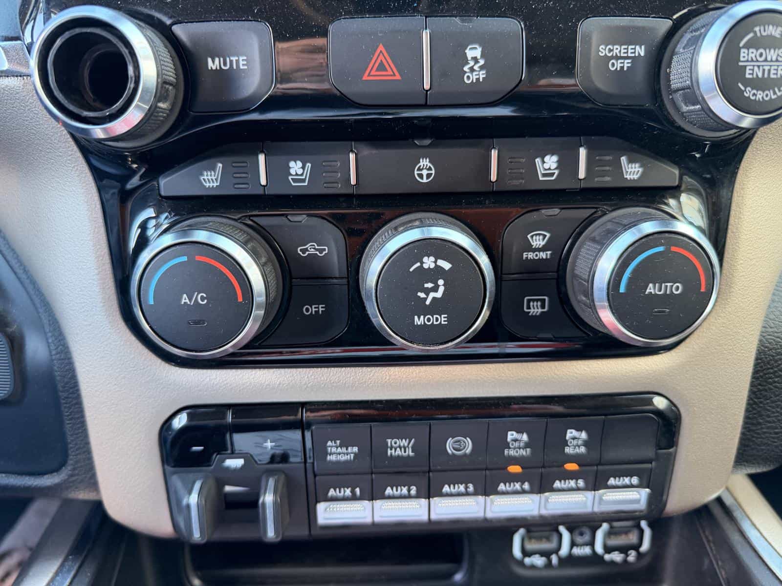 2022 RAM 2500 LARAMIE Laramie - Image 11