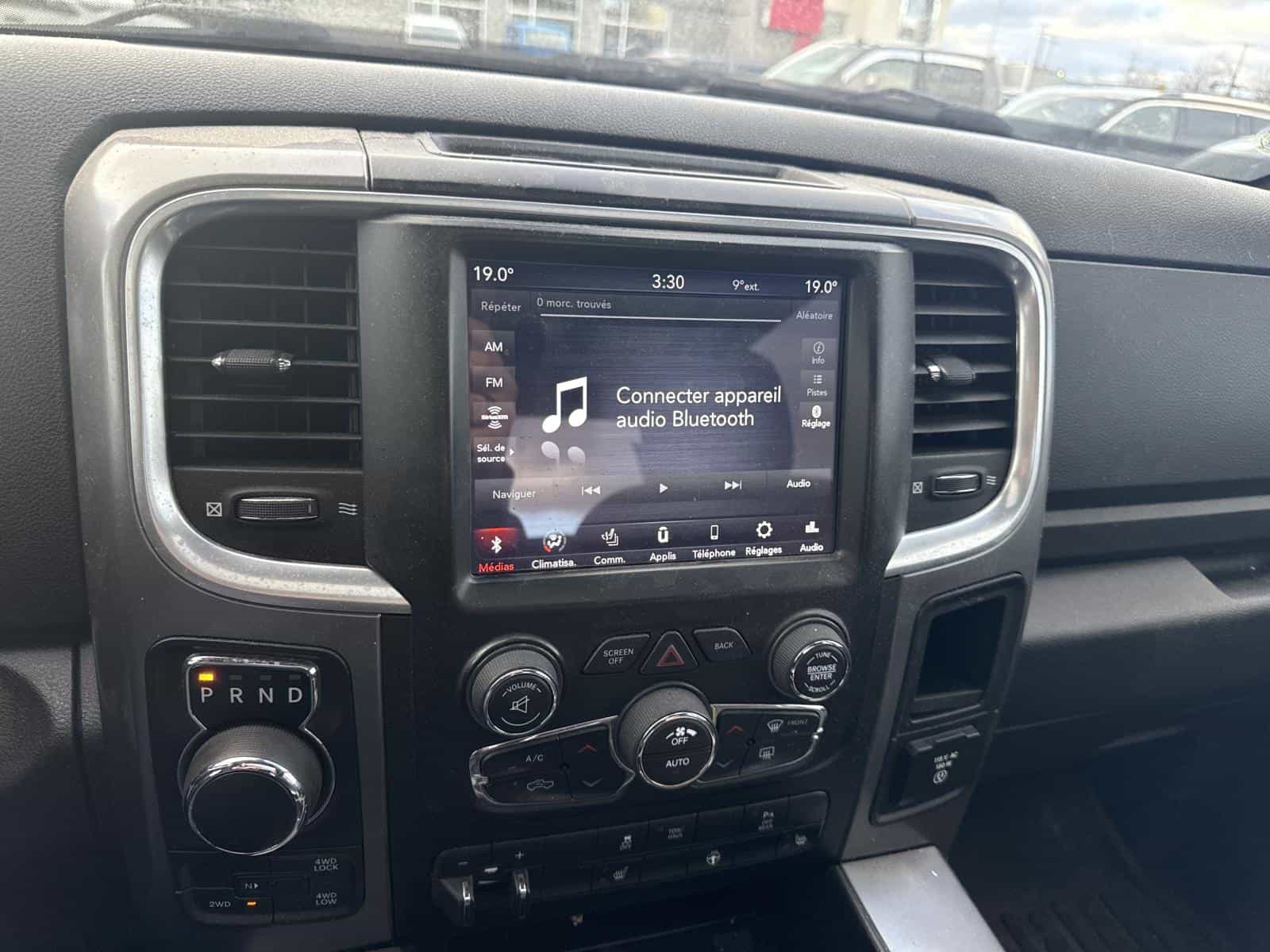 2021 RAM 1500 CLASSIC SLT SLT - Image 7