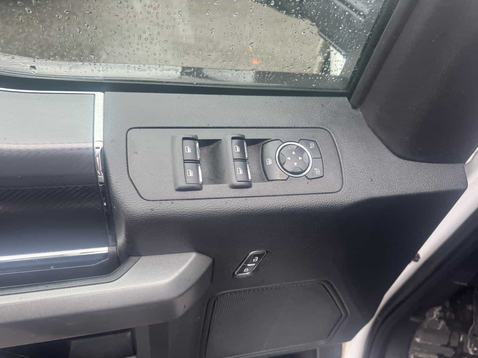 2018 Ford F150 SUPERCREW XLT - Image 7