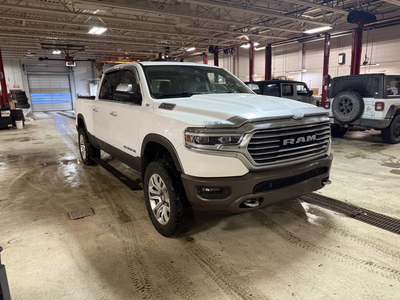 Image 3 RAM 1500 Longhorn Laramie Longhorn 2019