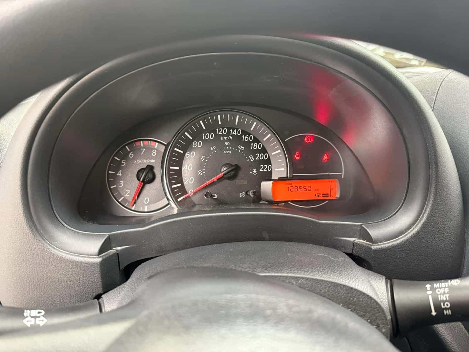 Image 12 Nissan Micra SV 2016