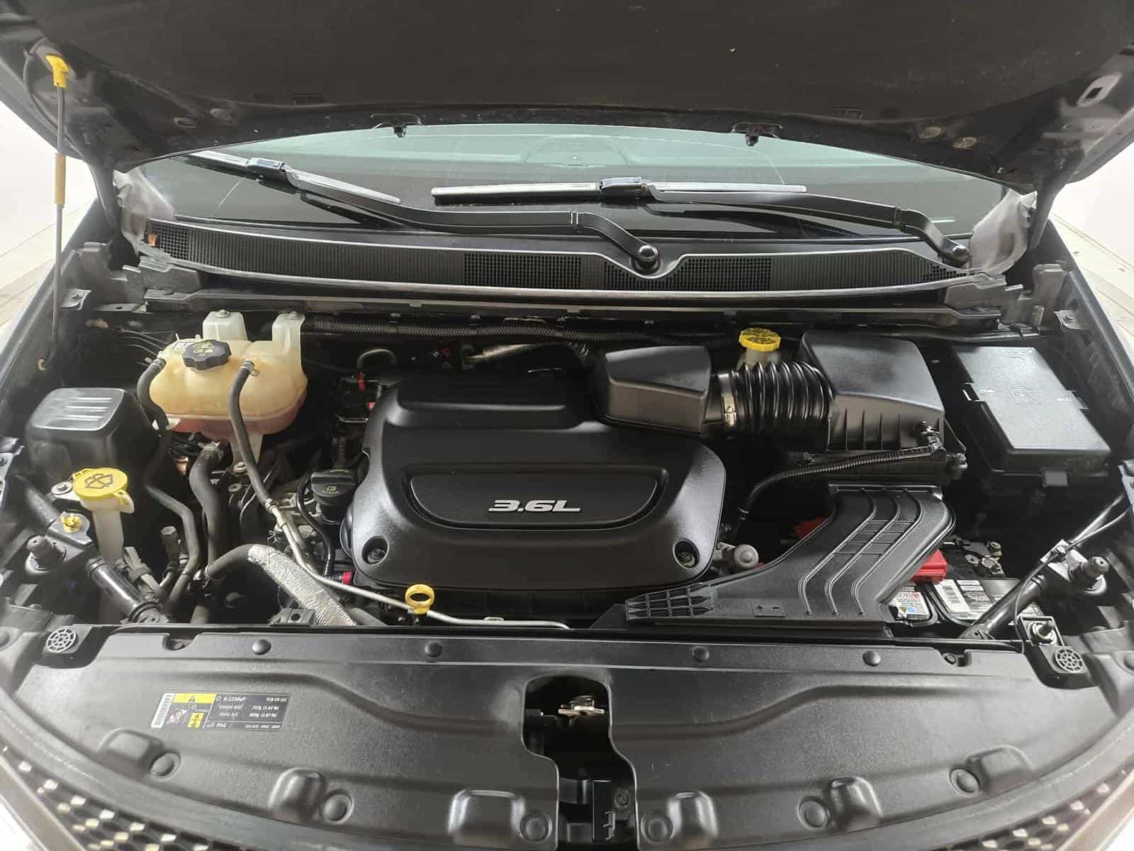 2017 Chrysler Pacifica Touring L - Image 10