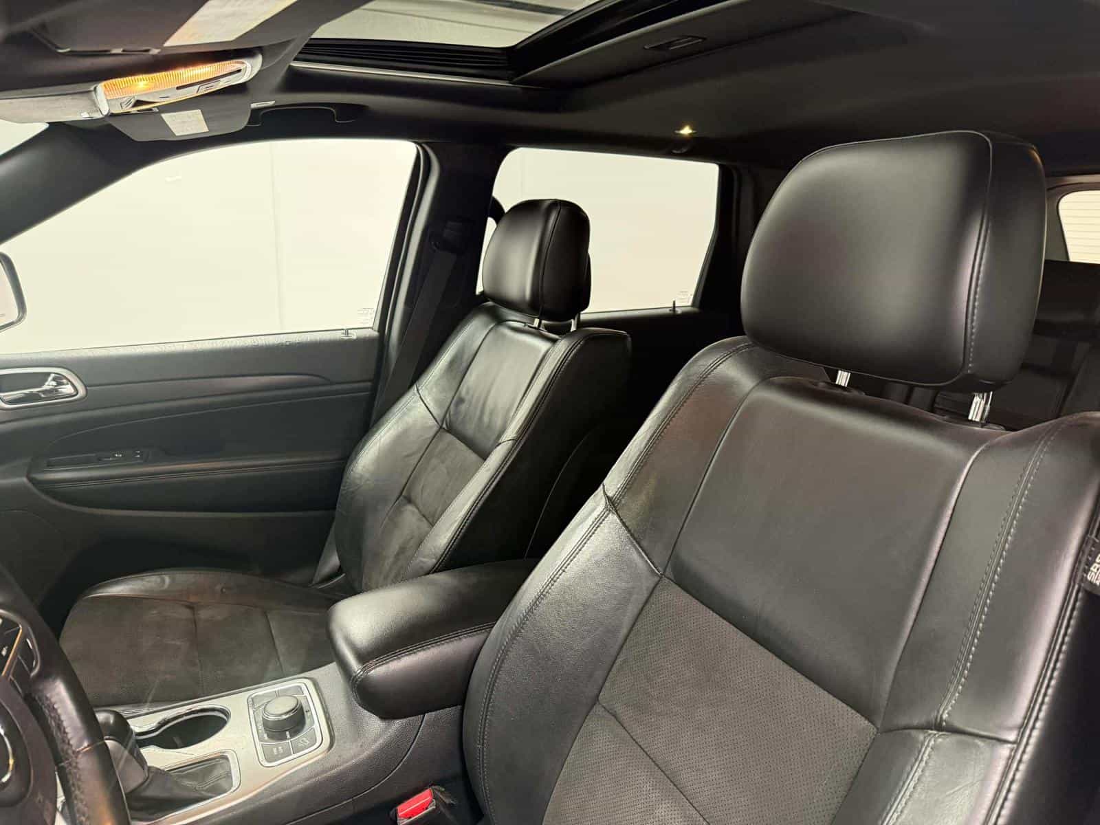 2018 Jeep GRAND CHEROKEE LAREDO/ALT Altitude IV - Image 10