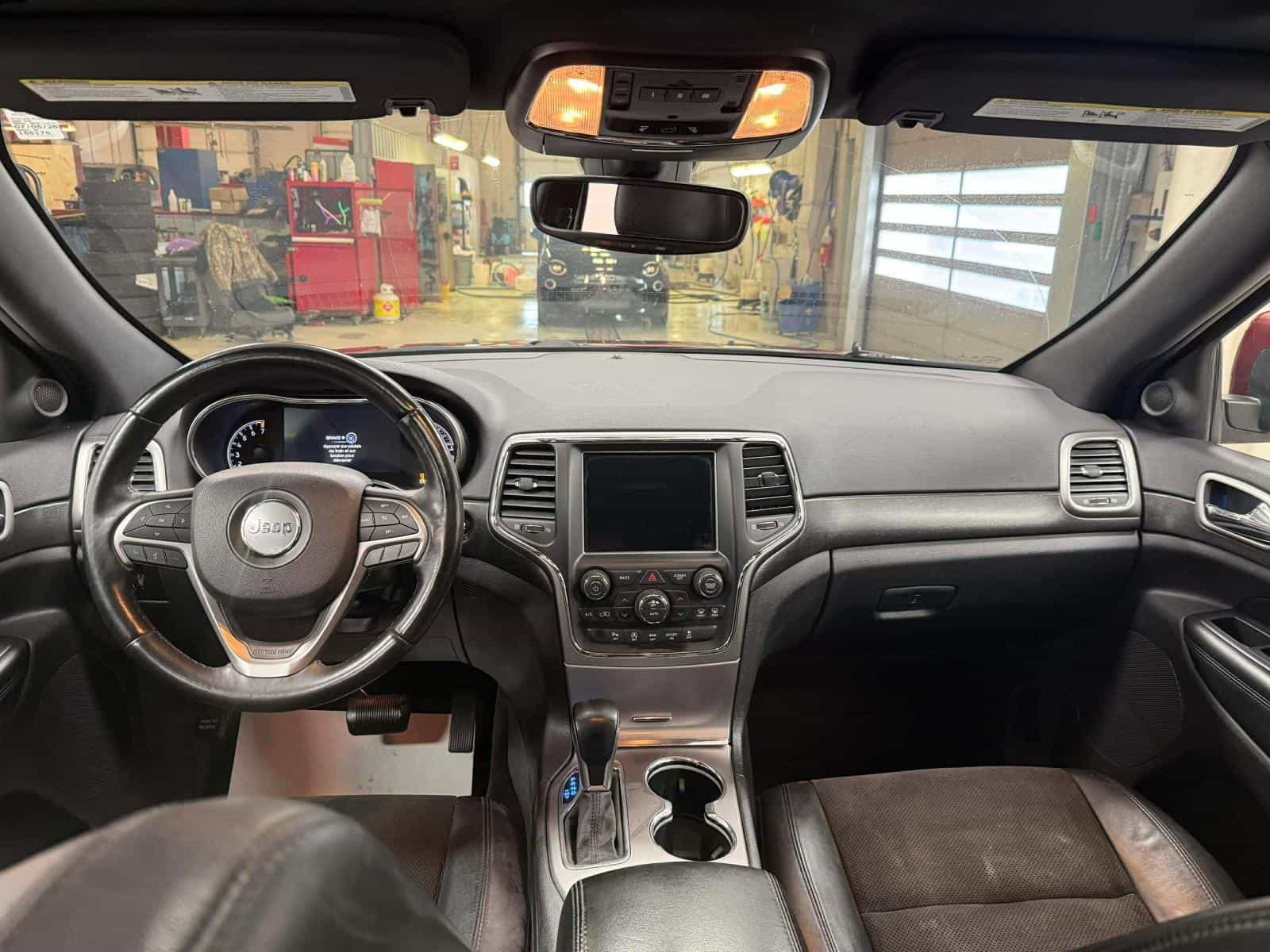 2018 Jeep GRAND CHEROKEE LAREDO/ALT Altitude IV - Image 8